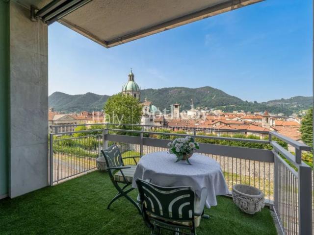 Appartamento in affitto a Sant'Agostino, Como