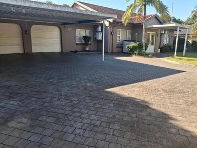 House for sale in UMhlathuze Municipality, Kwazulu-natal