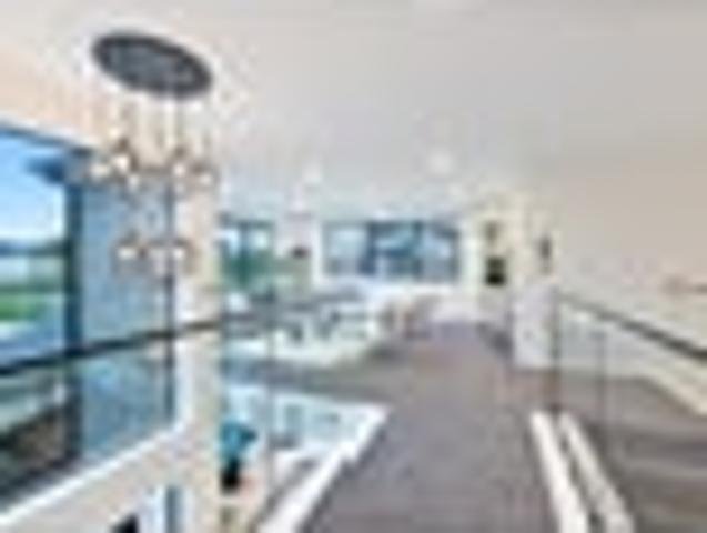 House for sale in Oratia