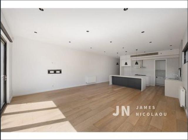 Townhouse for rent in Camerons Creek, Victoria