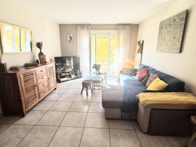 Appartement vente à Arrondissement de Toulon, Hyères