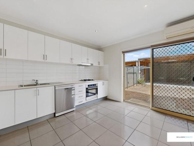 Townhouse for rent in Camerons Creek, Victoria