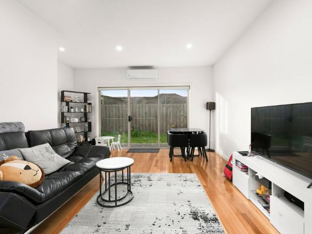 Townhouse for rent in Camerons Creek, Victoria