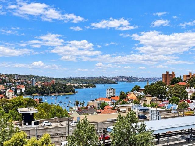 Apartment for rent in Lower North Shore, Sydney