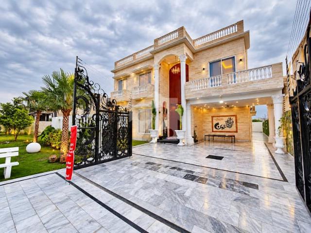 House for sale in لاہور, لاہور ڈویژن
