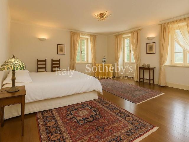 Villa Indipendente in affitto a Bogno, Besozzo
