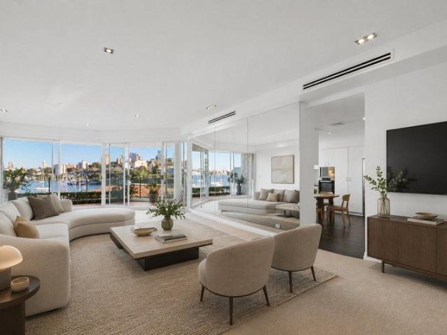 Apartment for sale in Lower North Shore, Sydney