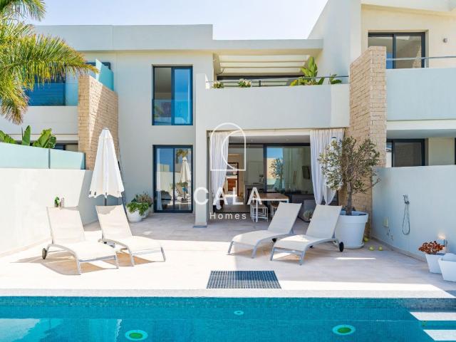 Casa en venta en La Caleta, Adeje