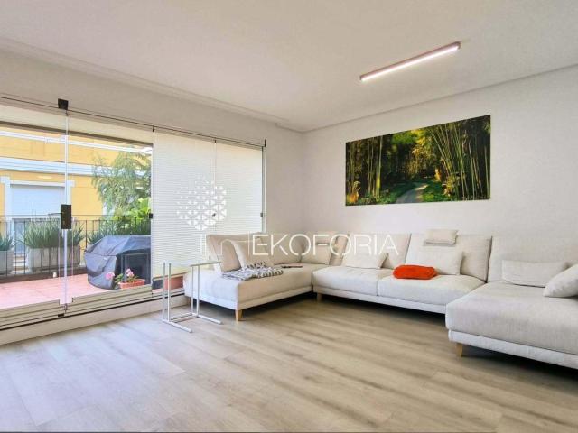 Casa en venta en Chiva, Valencia