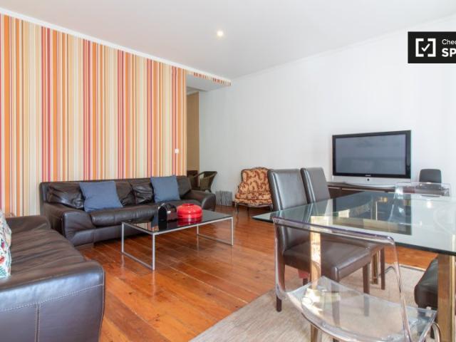 Apartamento alugar em Estrela, Lisboa