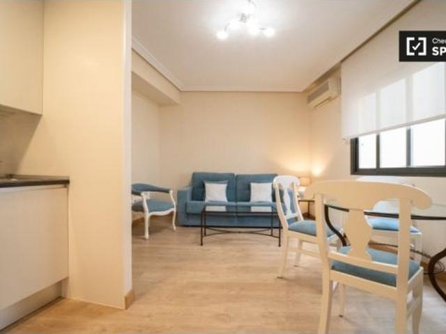 Piso en alquiler en Madrid, Embajadores