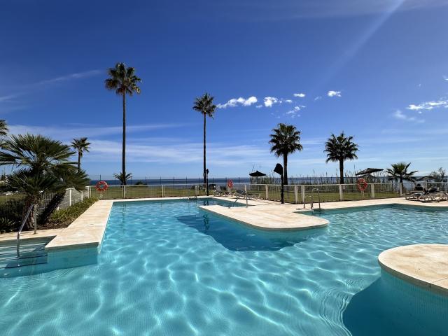Piso en alquiler en La Perla de Bahía, Costa del Sol Occidental