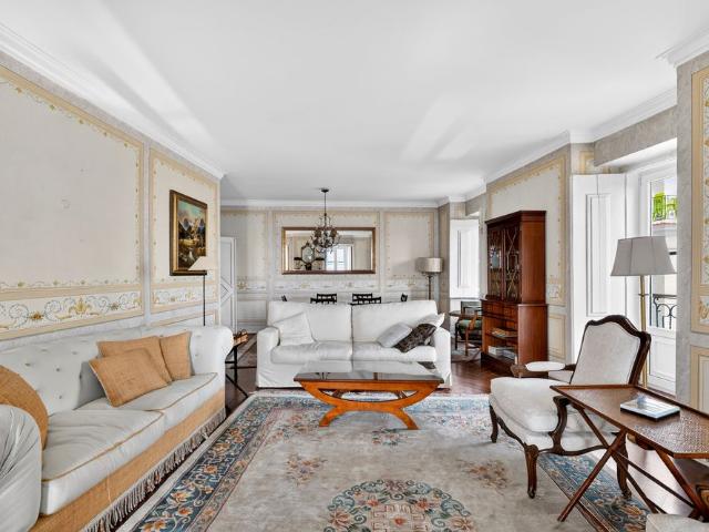 Apartamento alugar em Misericórdia, Lisboa