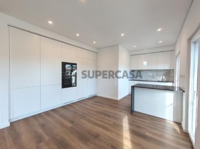 Casa venda em Bairro dos CTT, Odivelas