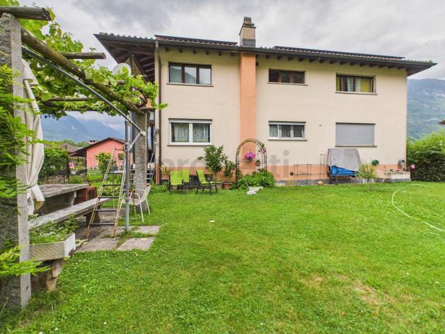 Attikawohnung kaufen in Arbedo-Castione, Tessin
