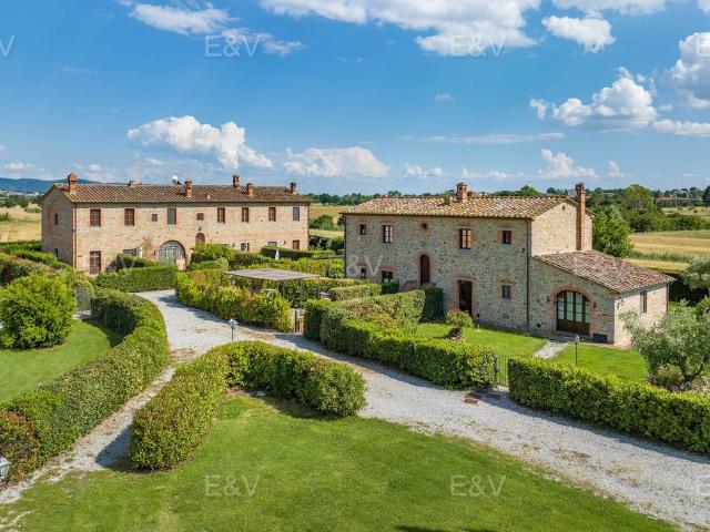 Casa in vendita a Cortona, Toscana