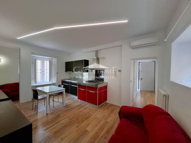 Appartamento in affitto a Desenzano Del Garda, Lombardia