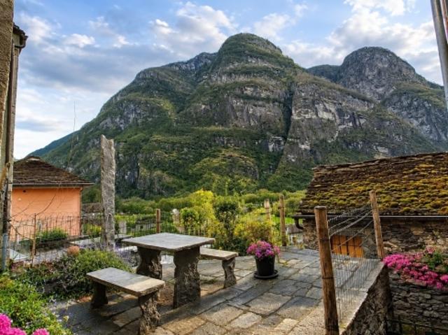 Reihenfamilienhaus kaufen in Boschetto, Cevio