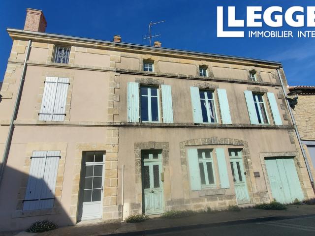 Maison vente à Fontenay-le-Comte, Foussais-payré