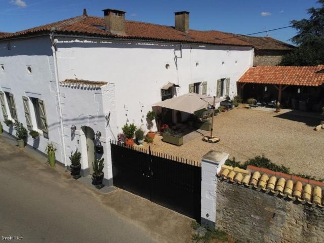 Maison vente à Montmorillon, Voulême