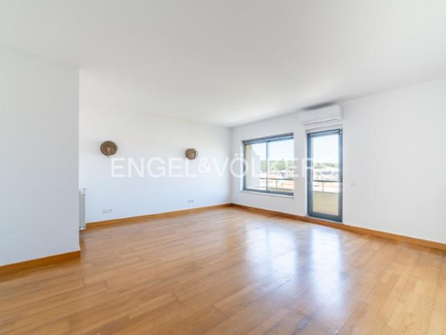 Duplex alugar em Bairro de Campolide, Lisboa