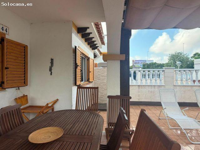 Casa en alquiler en Mil Palmeras, el Baix Segura / La Vega Baja