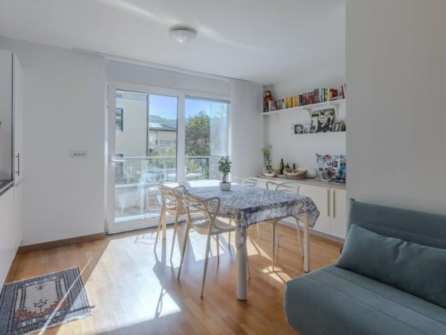 Wohnung kaufen in Magliaso, Tessin