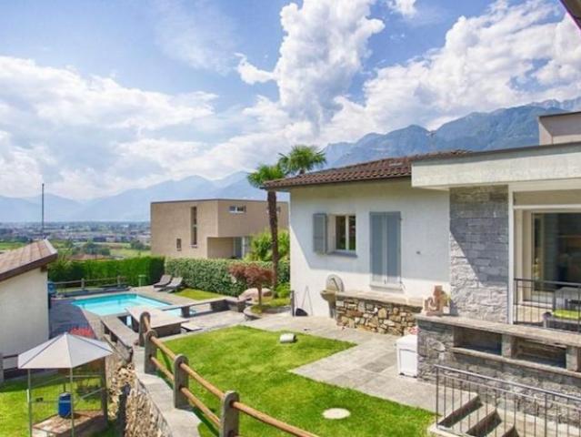 Haus kaufen in S. Antonino, Tessin