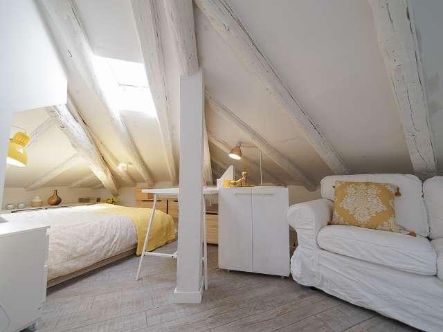 Estudio en alquiler en Embajadores, Madrid