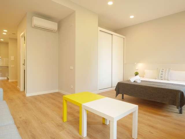 Estudio en alquiler en Barcelona, Sants