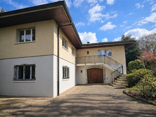 Einfamilienhaus kaufen in Meyrin