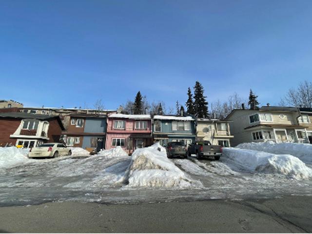 House for sale in Alaska