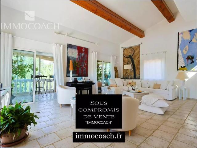 Maison vente à Arrondissement de Toulon, Collobrières