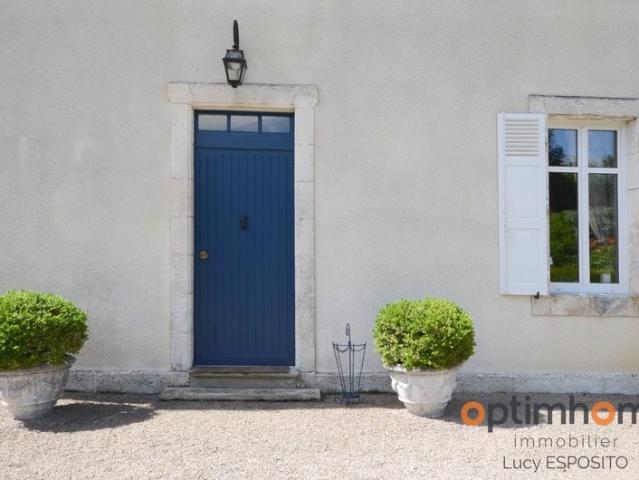 Maison vente à Confolens, Saulgond