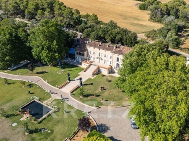 Maison vente à Brignoles, Tavernes