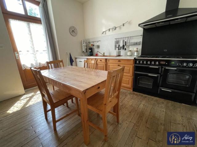 Maison vente à Mauriac, Riom-ès-montagnes