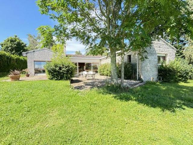 Maison vente à Montmorillon, Civray