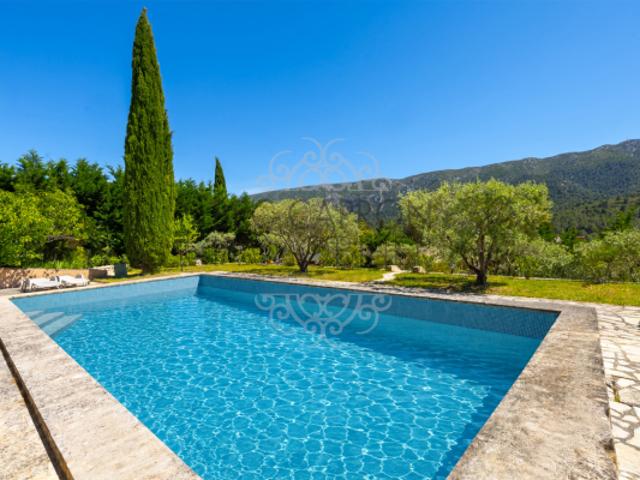 Maison vente à Aix-en-Provence, Aix-en-provence