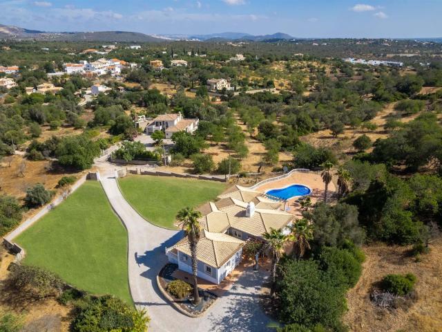 Vivenda venda em Marcos Mendes, Loulé