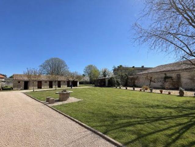 Maison vente à Niort, Sainte-soline