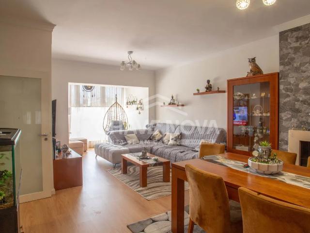 Apartamento venda em Porto
