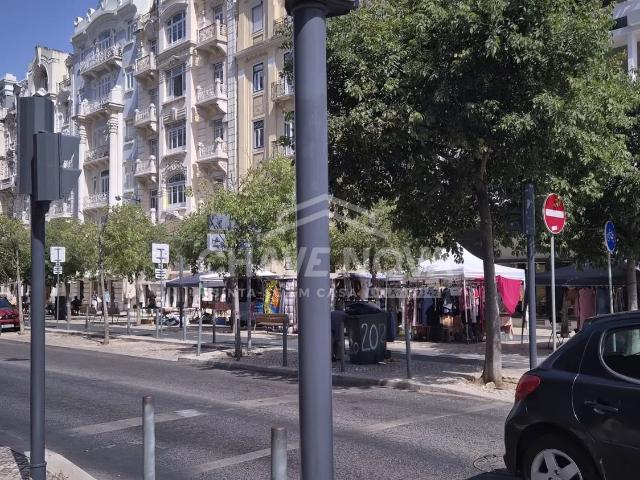 Apartamento alugar em Avenidas Novas, Lisboa