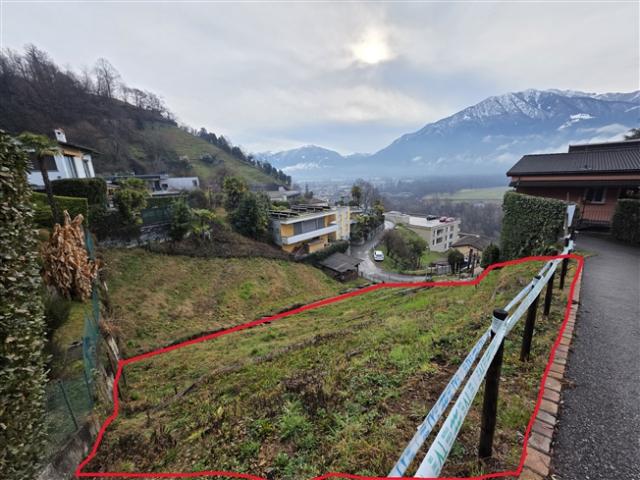 Grundstück kaufen in Gordola, Tessin