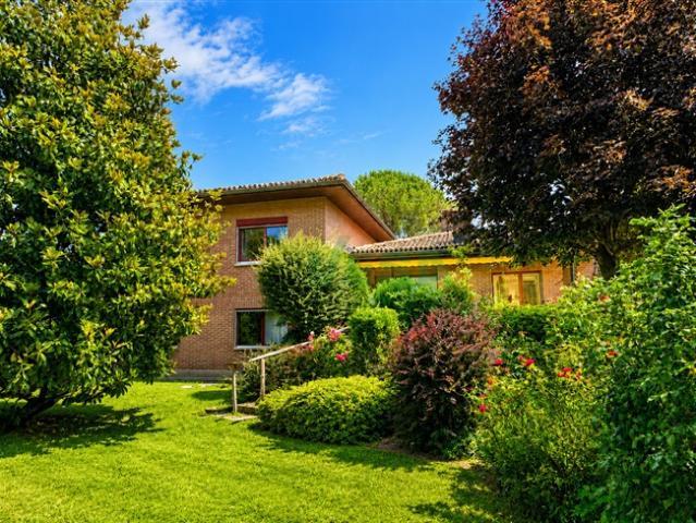 Einfamilienhaus kaufen in Mendrisio, Tessin