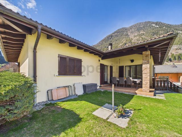 Einfamilienhaus kaufen in Quinto, Tessin