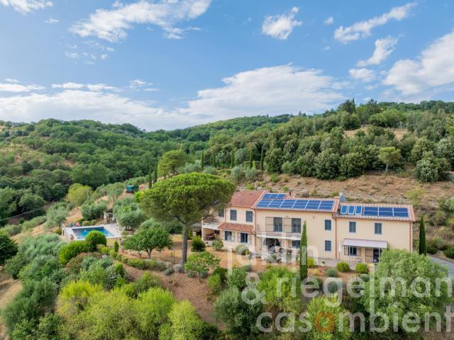 Casa in vendita a Passignano Sul Trasimeno, Umbria