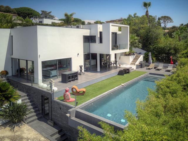 Villa vente à Grasse, La Roquette-sur-siagne