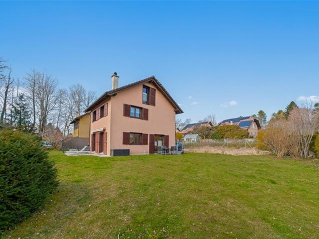 Einfamilienhaus kaufen in Savigny, Waadt