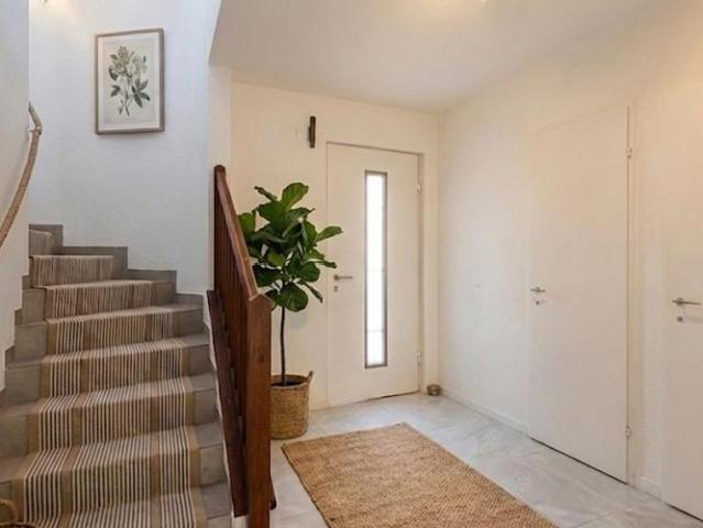 Haus kaufen in Commugny, Waadt