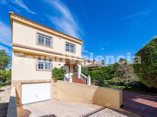 Chalet en venta en Los Almendros, el Camp de Túria